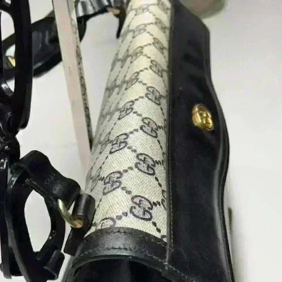 👑👑 Vintage Gucci GG Shoulder Bag EUC! + COA + Dust Bag - Picture 6 of 16